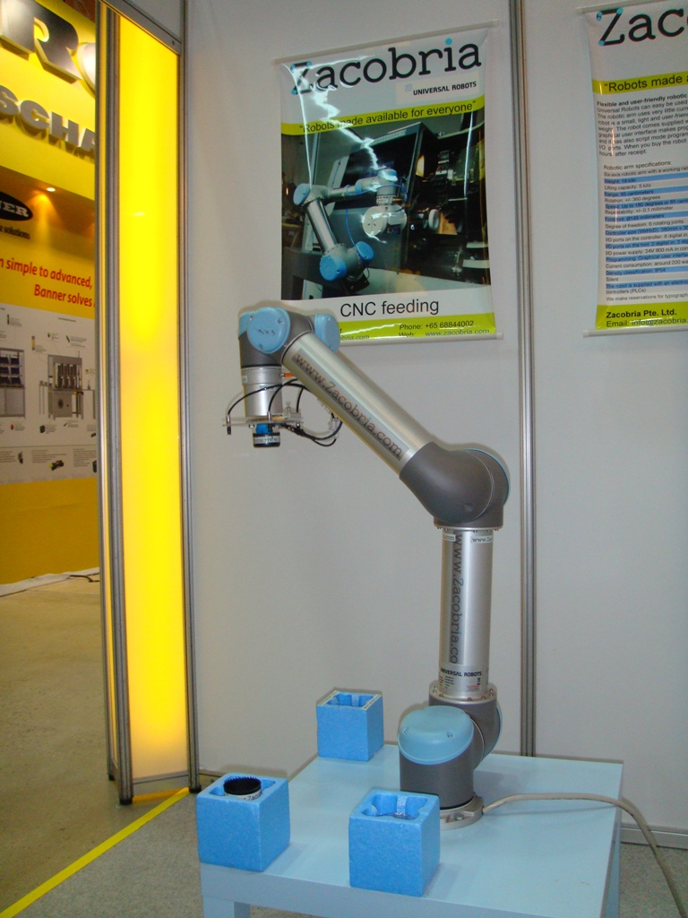 Zacobria and Universal robots at Automation World in Seoul Korea 2011