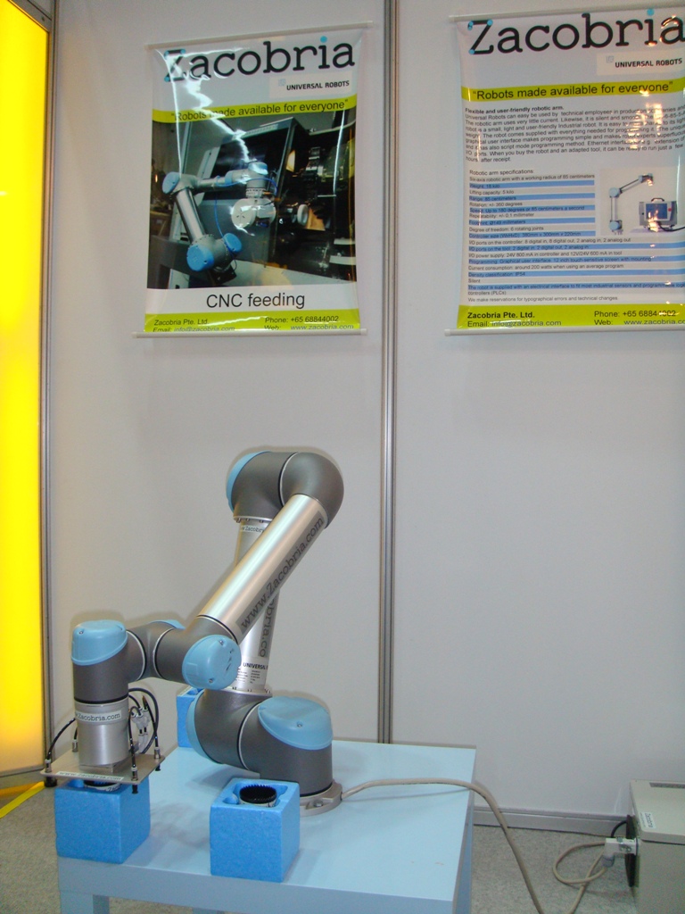 Zacobria and Universal robots at Automation World in Seoul Korea 2011