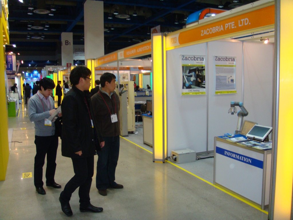 Zacobria and Universal robots at Automation World in Seoul Korea 2011