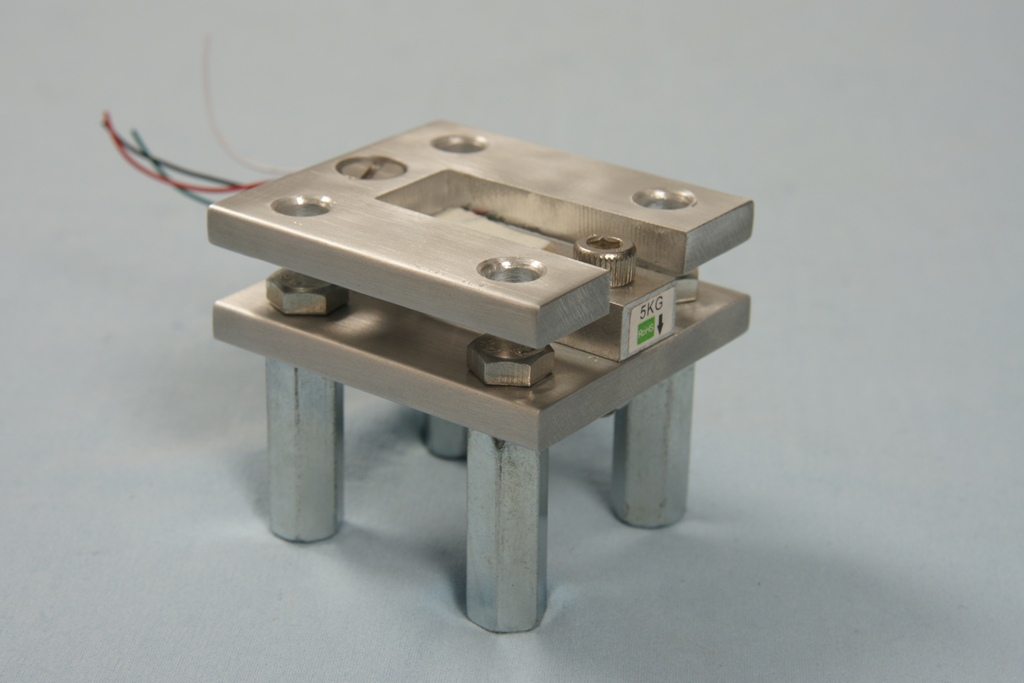 universal-robots zacobria weighing loadcell tool adapter assembly