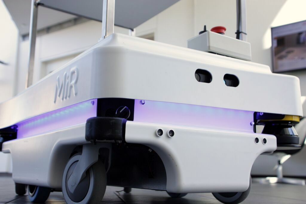 mir 100 zacobria mobile-industrial-robots agv specifications