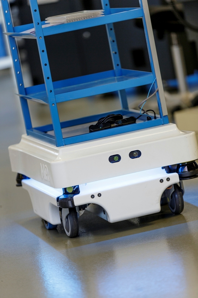 Mir 100 best sale robot