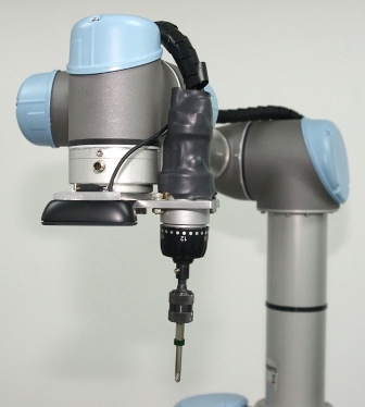 universal-robots zacobria vision camera guided mounting tightening assembly