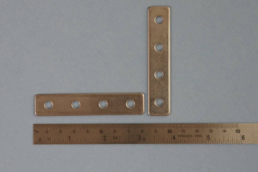 Universal-Robots Zacobria kit bracket 4 m5 hole