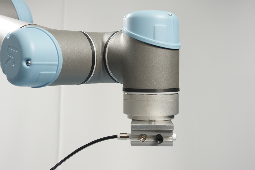 Universal-Robots zacobria pneumatics 8 mm vacuum pad bracket