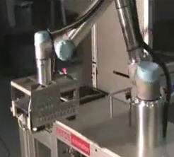 Universal-Robots Zacobria print board gripper conveyor tool